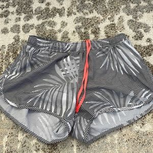 Old navy active shorts tropical print